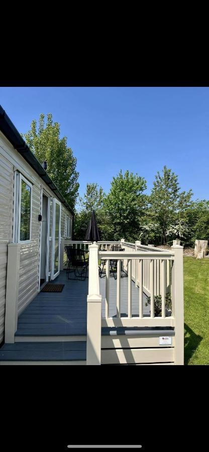 Tarka Holiday Park Ashford  Екстериор снимка